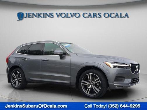 2021 Volvo XC60 T5 Momentum