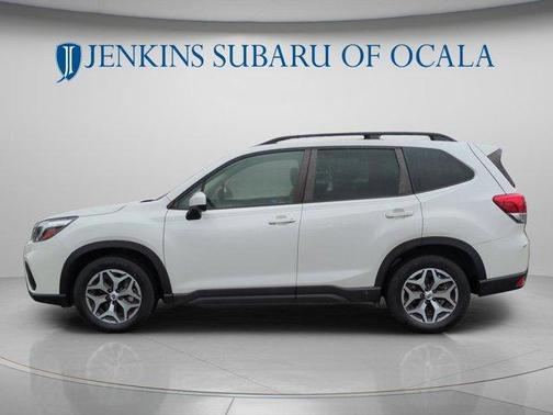Crystal White Pearl 2021 Subaru Forester Premium