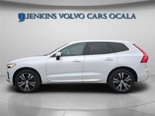 2022 Volvo XC60 B5 Inscription