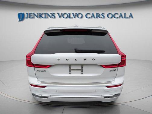 2022 Volvo XC60 B5 Inscription