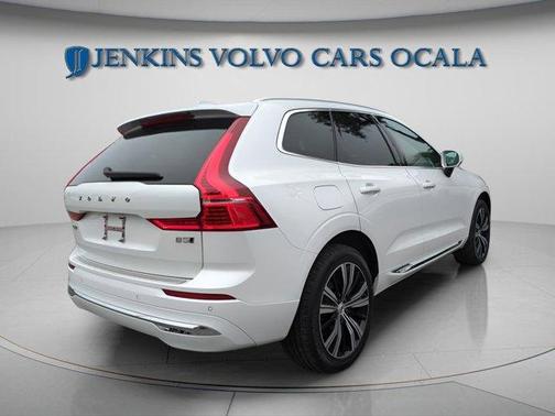 2022 Volvo XC60 B5 Inscription