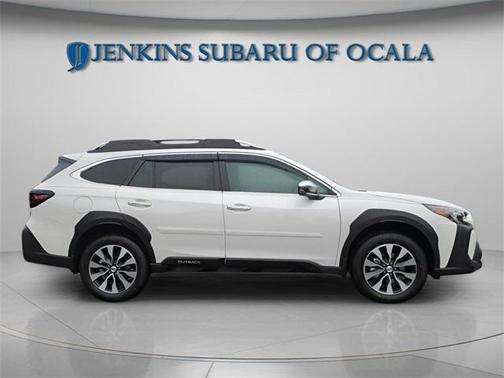 2025 Subaru Outback Touring XT