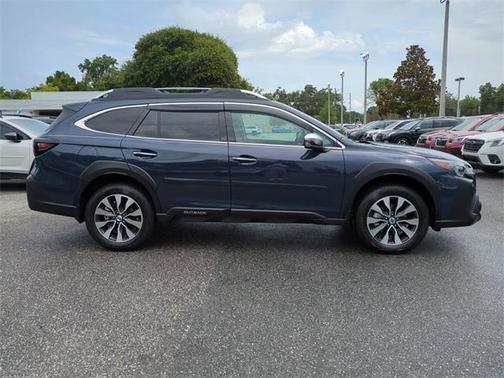 2025 Subaru Outback Touring