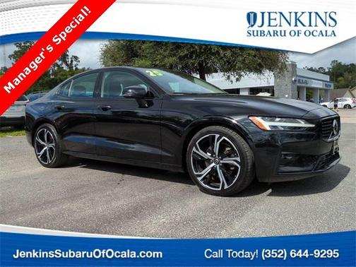 2025 Volvo S60 B5 Plus