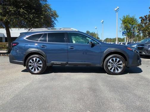 2025 Subaru Outback Touring