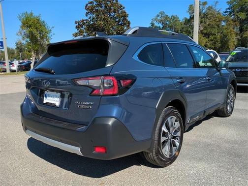 2025 Subaru Outback Touring