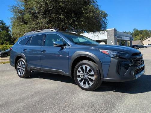 2025 Subaru Outback Touring