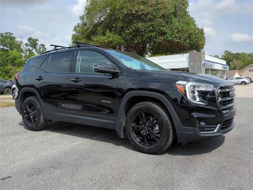 2022 GMC Terrain AT4