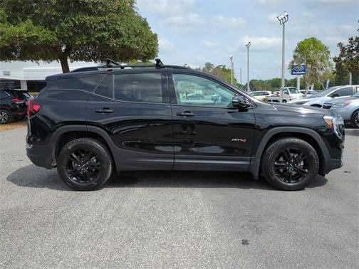 2022 GMC Terrain AT4