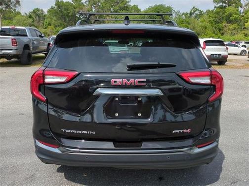 2022 GMC Terrain AT4