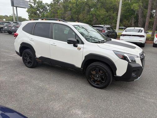 Crystal White Pearl 2023 Subaru Forester Wilderness