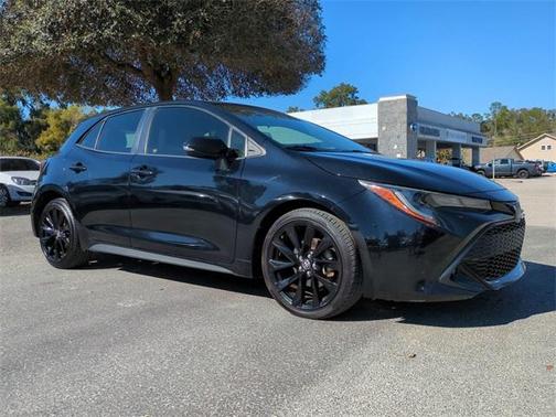 2020 Toyota Corolla Hatchback SE