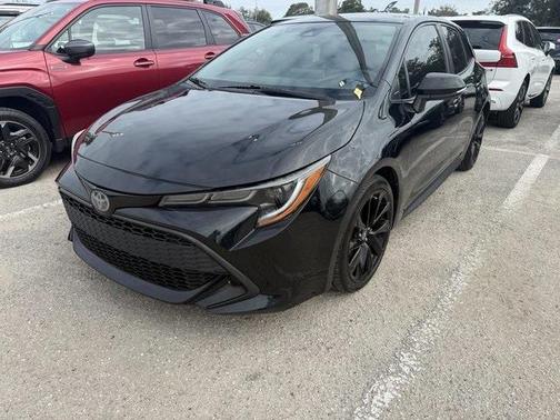 2020 Toyota Corolla Hatchback SE
