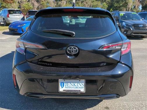 2020 Toyota Corolla Hatchback SE
