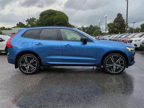 2021 Volvo XC60 T5 R-Design