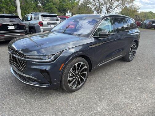 2024 Lincoln Nautilus Black Label