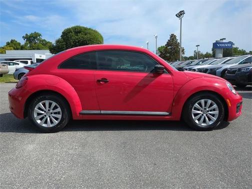 2017 Volkswagen Beetle 1.8T S