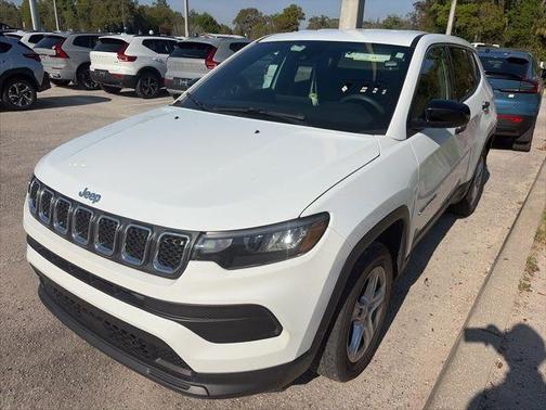 Bright White Clearcoat 2024 Jeep Compass Sport