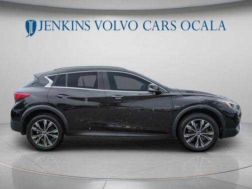2019 INFINITI QX30 Luxe