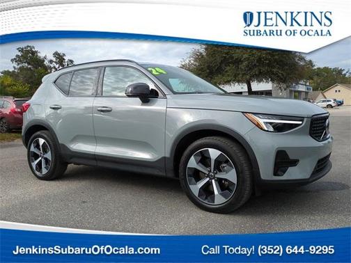 2024 Volvo XC40 B5 Core
