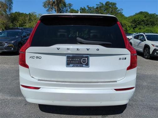 2023 Volvo XC90 B5 Core