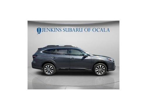 Magnetite Gray Metallic 2024 Subaru Outback Touring XT