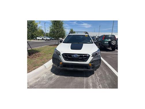 Crystal White Pearl 2025 Subaru Outback Wilderness