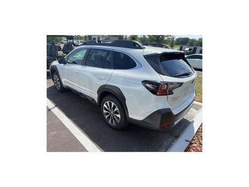 Crystal White Pearl 2024 Subaru Outback Limited XT