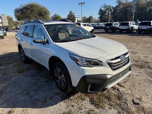 2022 Subaru Outback Touring XT
