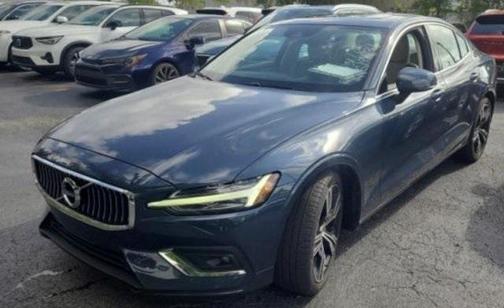 2022 Volvo S60 B5 Inscription