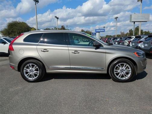 2016 Volvo XC60 T5 Premier