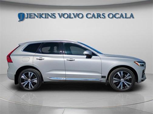 2022 Volvo XC60 Recharge Plug-In Hybrid T8 Inscription