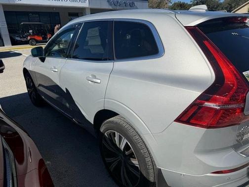 2022 Volvo XC60 Recharge Plug-In Hybrid T8 Inscription