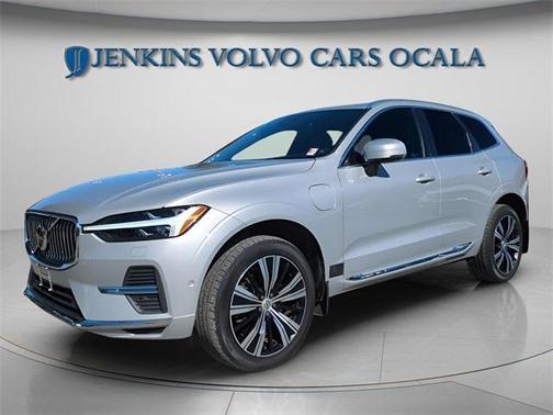2022 Volvo XC60 Recharge Plug-In Hybrid T8 Inscription