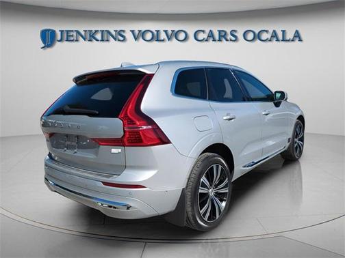 2022 Volvo XC60 Recharge Plug-In Hybrid T8 Inscription