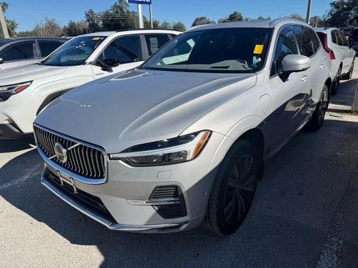 2022 Volvo XC60 Recharge Plug-In Hybrid T8 Inscription