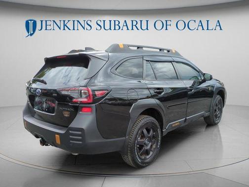 Crystal Black Silica 2025 Subaru Outback Wilderness