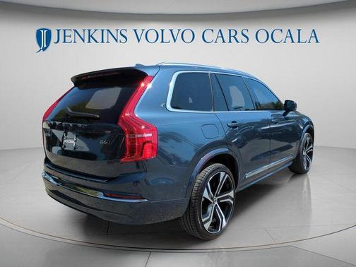 2024 Volvo XC90 B6 Ultimate Bright Theme 7-Seater
