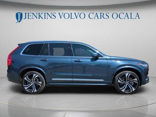 2024 Volvo XC90 B6 Ultimate Bright Theme 7-Seater