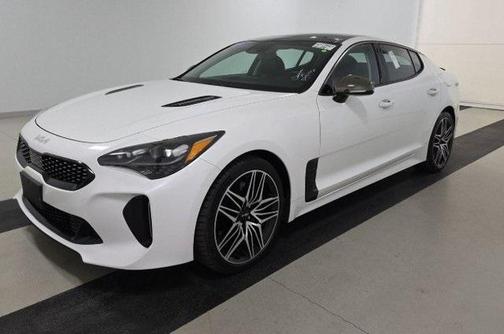 2022 Kia Stinger GT2