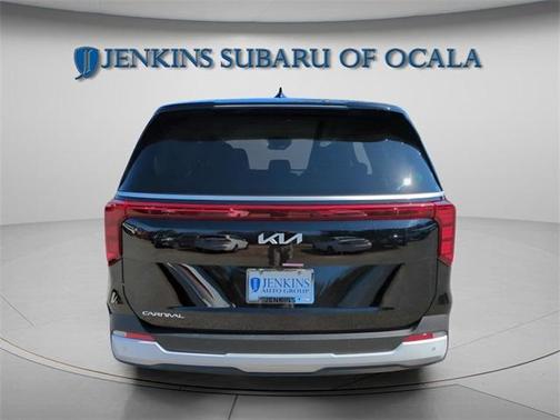 2025 Kia Carnival LXS