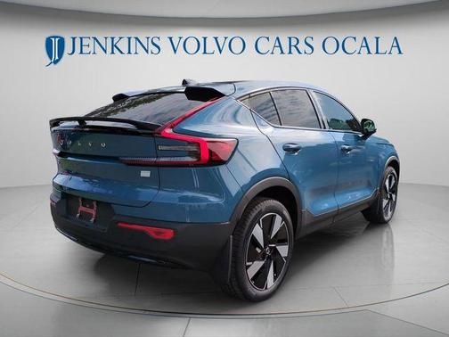 2024 Volvo C40 Recharge Pure Electric Core