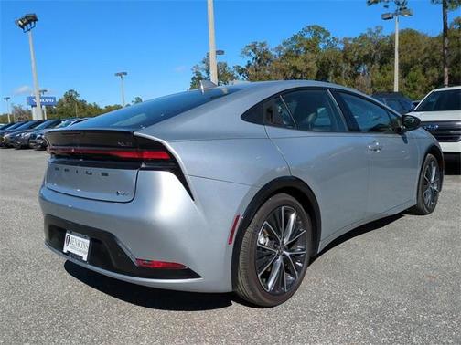 2023 Toyota Prius XLE