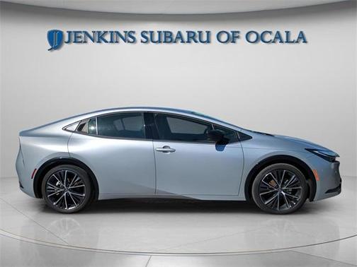 2023 Toyota Prius XLE
