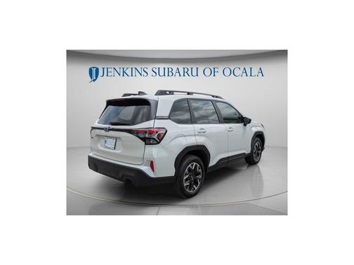 Crystal White Pearl 2025 Subaru Forester Base