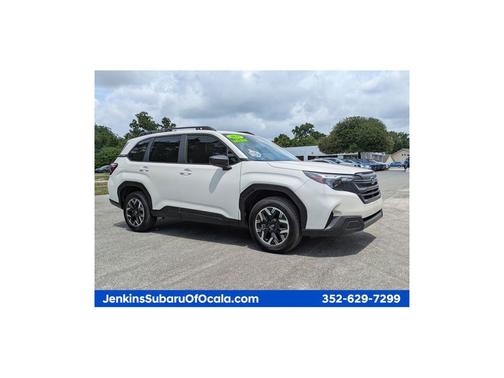 Crystal White Pearl 2025 Subaru Forester Base