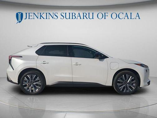 Pearl 2026 Subaru Solterra Limited XT