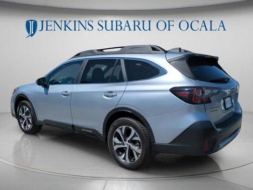 Ice Silver Metallic 2021 Subaru Outback Limited