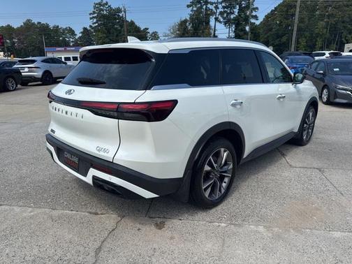 2024 INFINITI QX60 Luxe