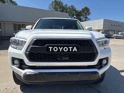 2018 Toyota Tacoma SR5